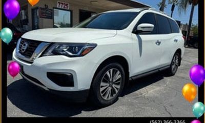 2017 Nissan Pathfinder S