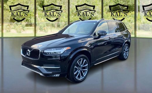2018 Volvo XC90 Momentum
