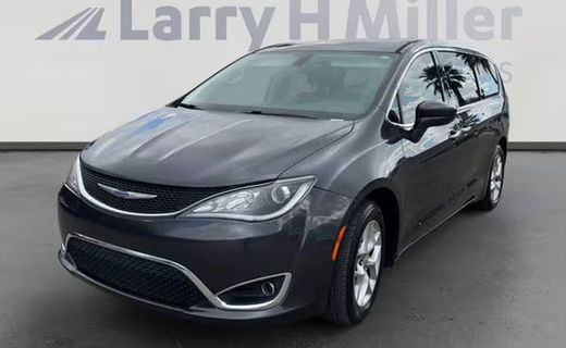 2018 Chrysler Pacifica Touring Plus