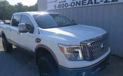 2017 Nissan Titan