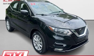 2022 Nissan Rogue Sport SV