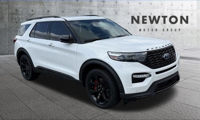 2022 Ford Explorer ST