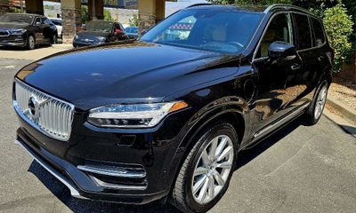 2017 Volvo XC90 Inscription