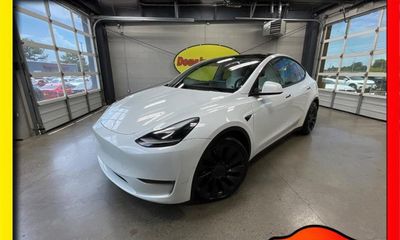 2022 Tesla Model Y Performance