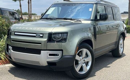 2021 Land Rover Defender 110 SE