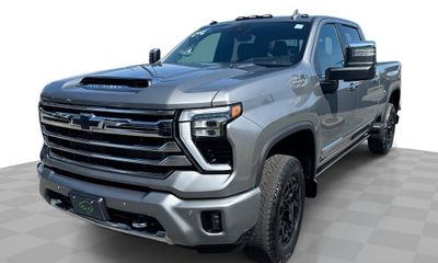 2024 Chevrolet Silverado HD High Country