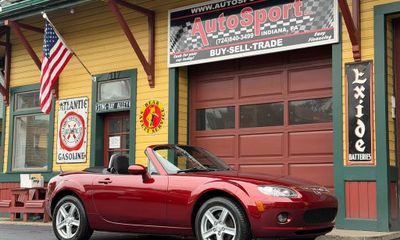 2006 Mazda MX-5 Base