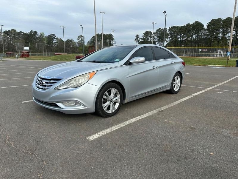 2012 Hyundai Sonata — a typically priced live listing