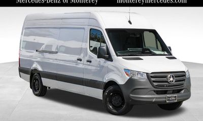 2025 Mercedes-Benz Sprinter 907