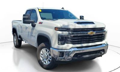 2024 Chevrolet Silverado HD LT