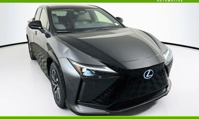 2023 Lexus RZ 450E Luxury Premium
