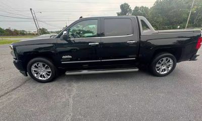 2017 Chevrolet Silverado High Country