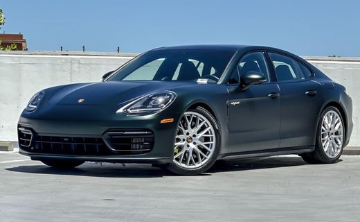 2022 Porsche Panamera 4S