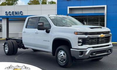 2026 Chevrolet Silverado HD LT