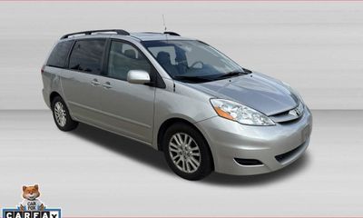 2008 Toyota Sienna XLE