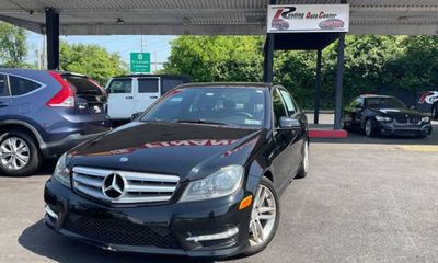 2013 Mercedes-Benz C-Class C300