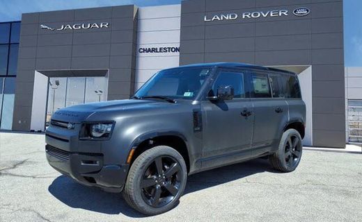 2026 Land Rover Defender 110 SE
