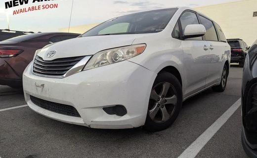 2014 Toyota Sienna LE