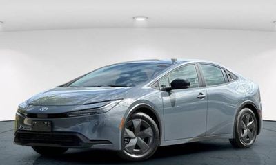 2024 Toyota Prius XLE