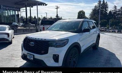 2025 Ford Explorer ST