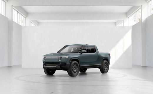 2026 Rivian R1T Premium