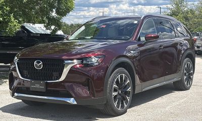 2025 Mazda CX-90 Premium Plus