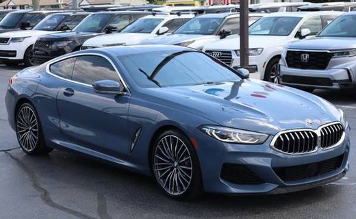 2022 BMW M850i