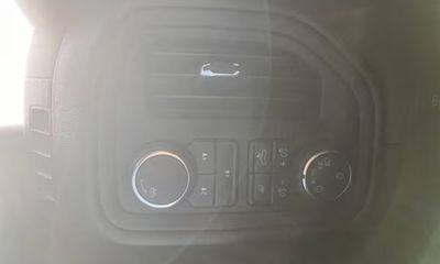 2024 Chevrolet Silverado HD Custom