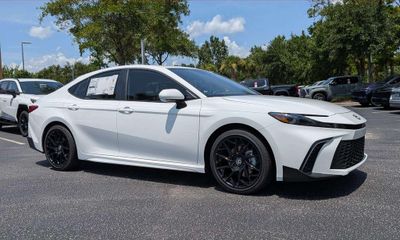 2026 Toyota Camry SE