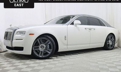2016 Rolls-Royce Ghost Base