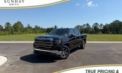 2026 GMC Sierra SLT