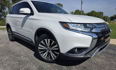 2020 Mitsubishi Outlander