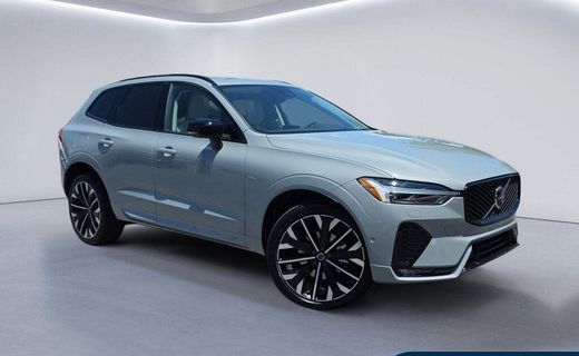2026 Volvo XC60 Ultra Dark