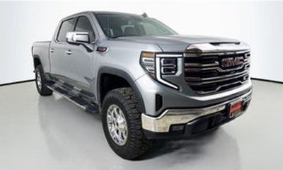 2023 GMC Sierra AT4