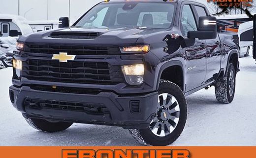 2024 Chevrolet Silverado HD Custom