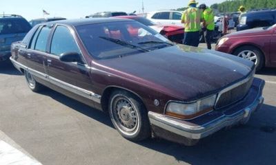 1995 Buick Roadmaster Sedan