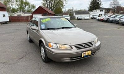 1999 Toyota Camry LE