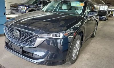 2024 Mazda CX-5 Premium Package