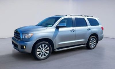 2017 Toyota Sequoia Limited Grade