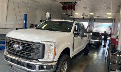 2023 Ford F-250 XL LB