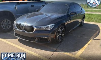 2016 BMW 740i