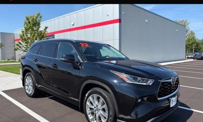 2022 Toyota Highlander Limited