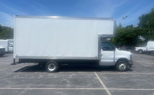 2027 Ford E-450 Base