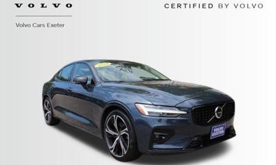 2024 Volvo S60 Plus Dark