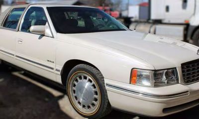 1998 Cadillac Deville Base
