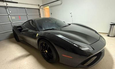 2016 Ferrari 488 GTB Coupe