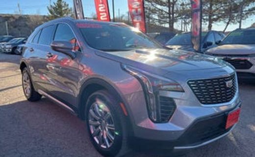 2023 Cadillac XT4 Premium Luxury