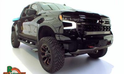 2023 Chevrolet Silverado ZR2