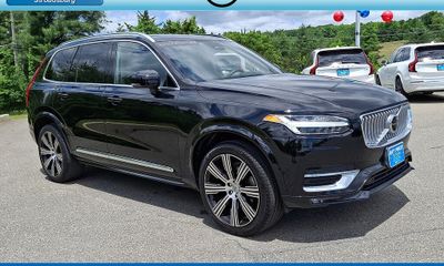 2023 Volvo XC90 Ultimate Bright