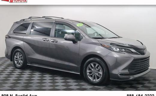 2024 Toyota Sienna XSE